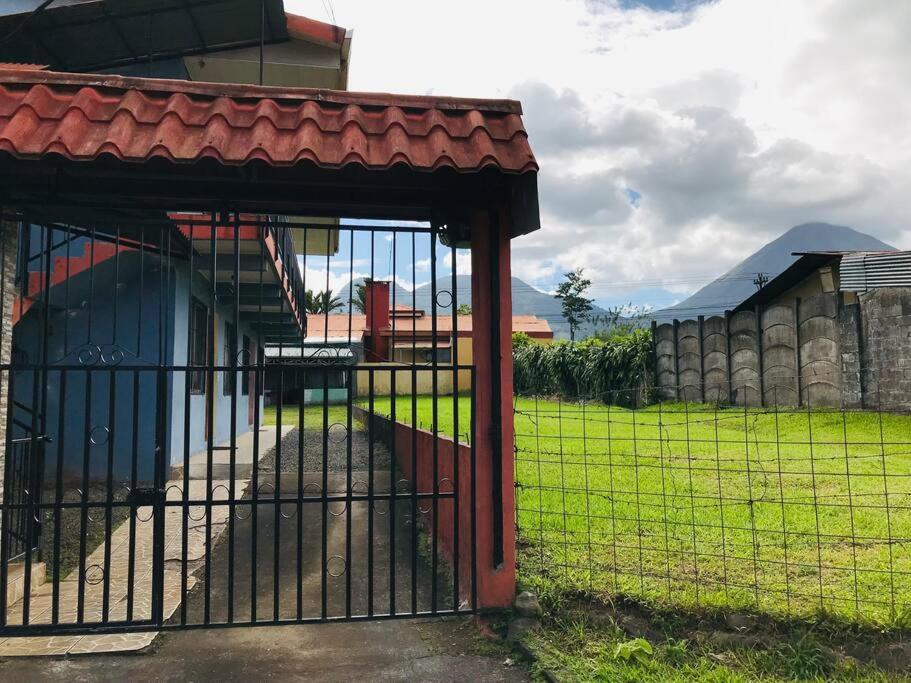 Apartamento Vista Al Arenal Apartment La Fortuna Luaran gambar